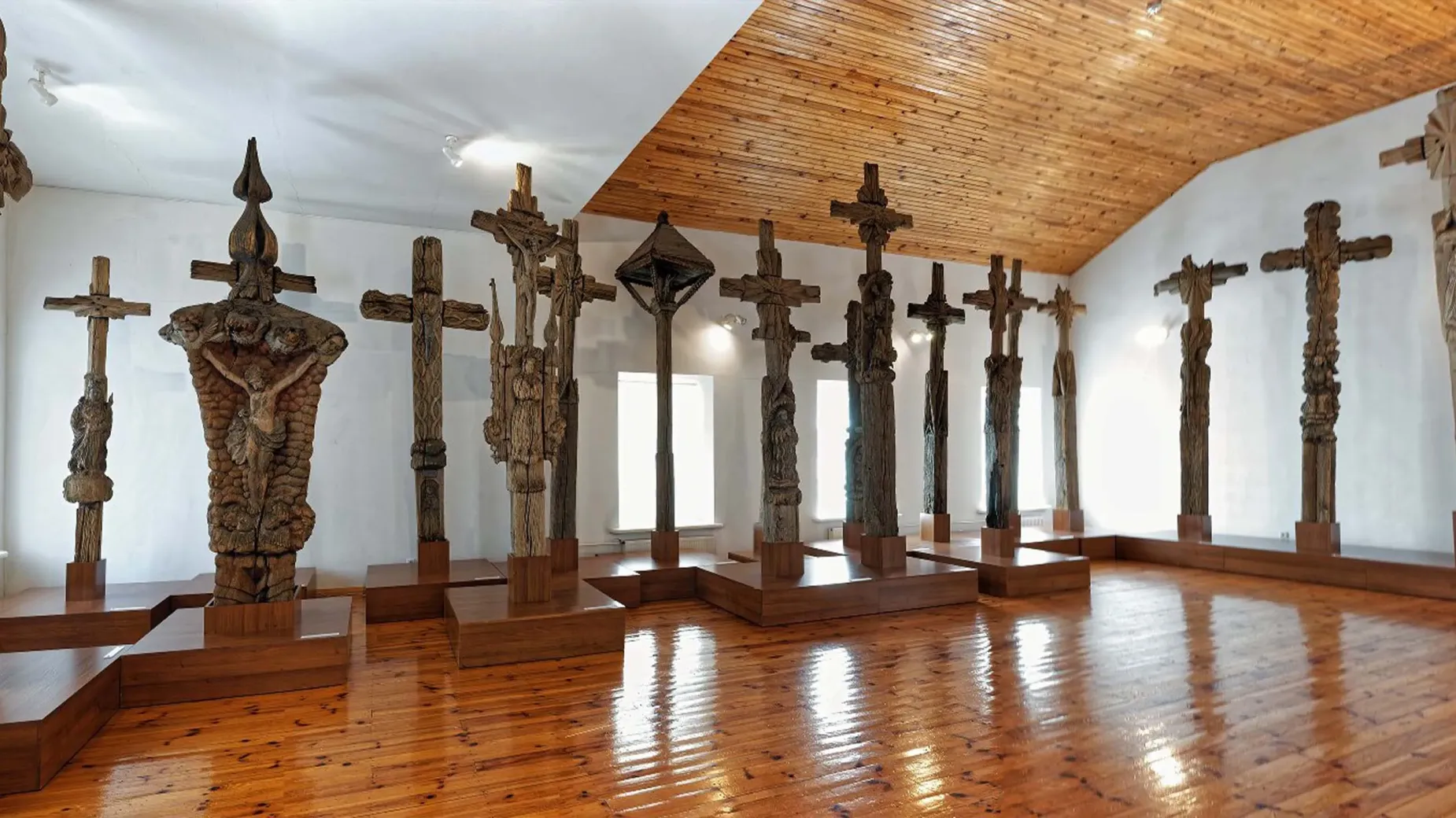 Exhibition of Crosses by Wood-carver Vincas Svirskis at the Kėdainiai Regional Museum
